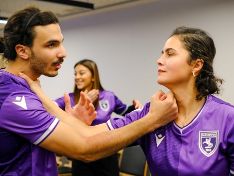 Kadınlar için özel dövüş sporu ve kendini savunma (self defence) teknikleri İstanbul Levent